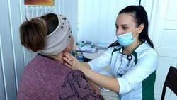 Врачи мобильной бригады приняли жителей Красногвардейского округа