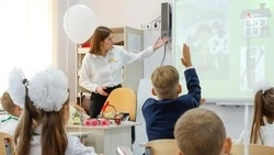 Педагогов Ставрополья приглашают поучаствовать в проекте «Книга автобиографий учителей ФКР» 