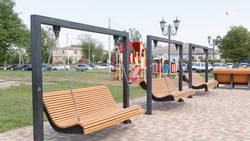 Парковую зону с арт-объектами благоустраивают в ставропольском селе