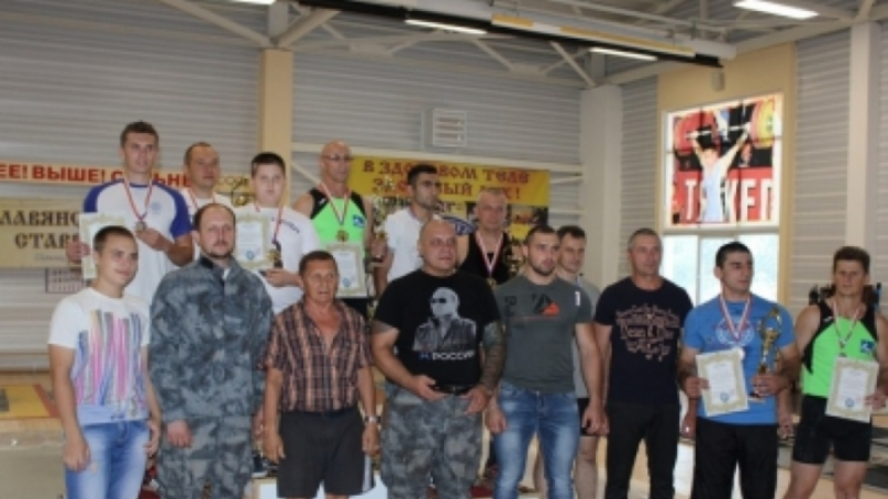 В Изобильненском районе прошли состязания по гиревому спорту