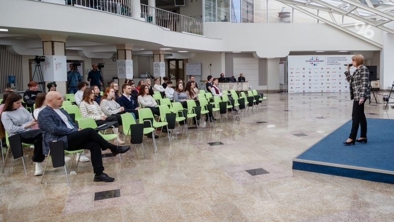 Около 900 школьников обучат первой профессии до конца года