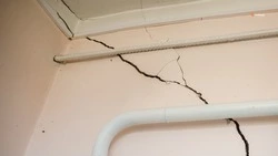 Расселение жителей аварийных домов остаётся в приоритете — глава Ставрополья