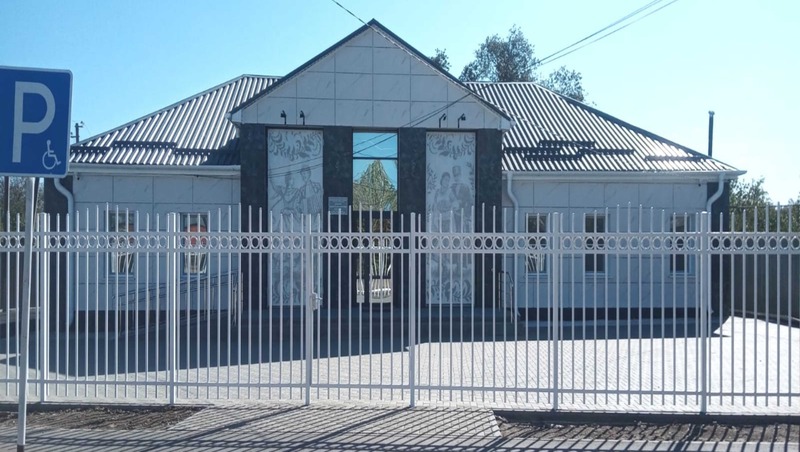 Территорию Дома культуры благоустроили в Труновском округе 