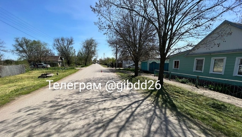 Четырёхлетняя девочка попала под колёса автомобиля в Труновском округе