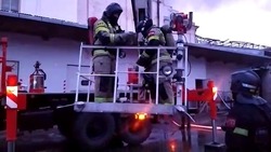 Пожарные ликвидировали возгорание в компрессорном цеху пятигорского комбината