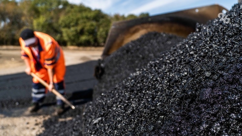 Сельскую дорогу отремонтируют на Ставрополье по нацпроекту