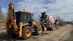 Ремонт дорог продолжается в сёлах Труновского округа