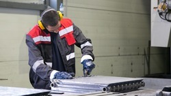Около 700 молодых ставропольцев нашли работу благодаря кадровому центру